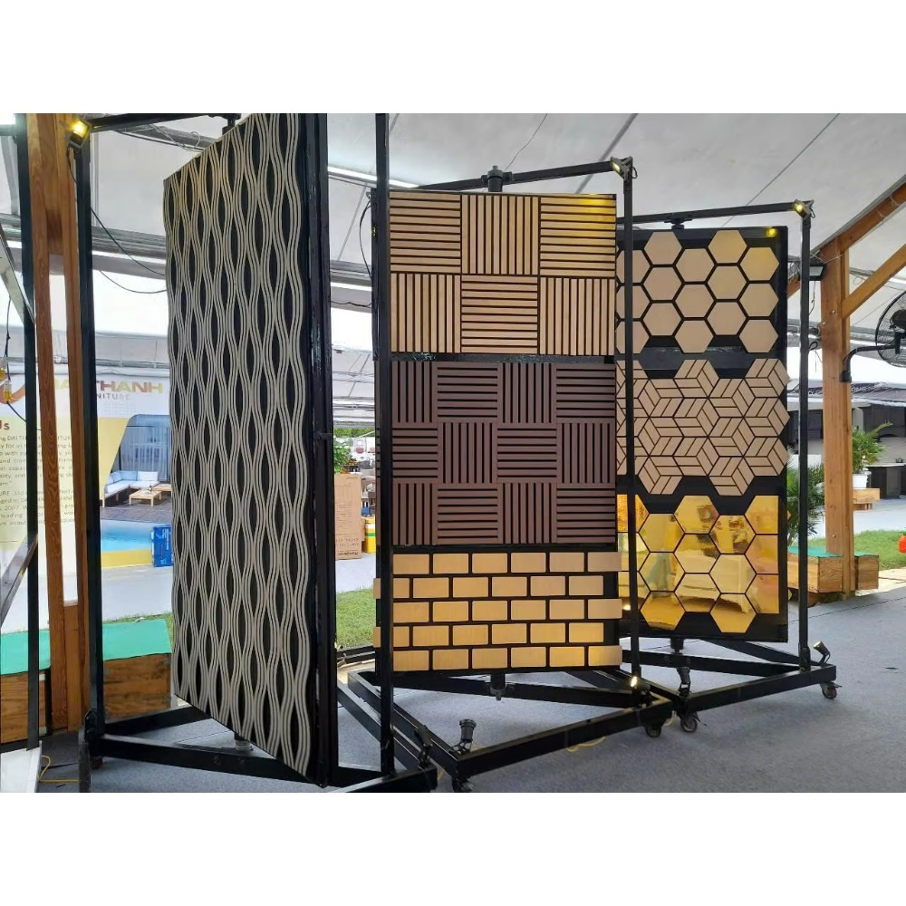 ألواح جدارية مضلعة مغطاة بالـ  - مراجعة Pvc Panel Background وسعره